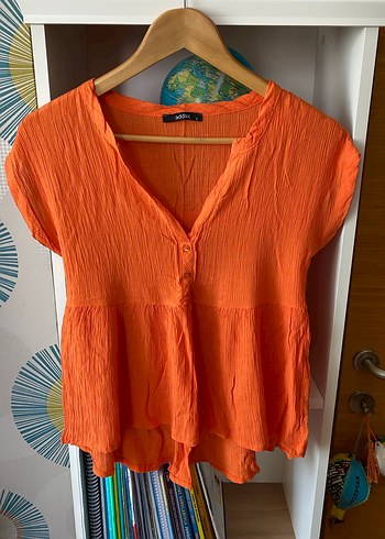 Kadın S ve M bedene uygun şık gömlekler - Görsel 2