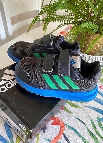 Orjinal Adidas spor ayakkabı