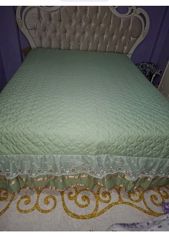 Nakışlı Açık Yeşil Yatak Örtüsü 200x220 cm ve 2 yastık - Görsel 3