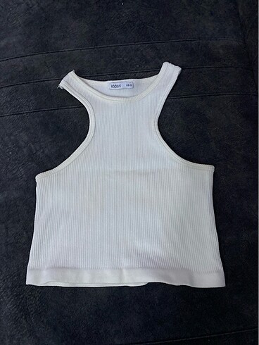 addax ekru crop