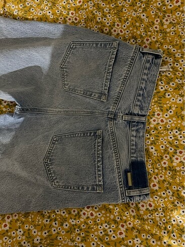 38 Beden mavi Renk Stradivarius jean