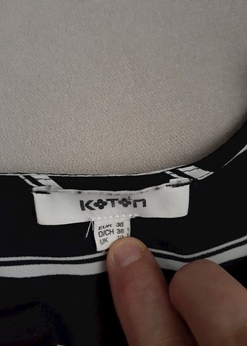 Koton Düğmeli Çizgili Siyah Kadın Gömlek