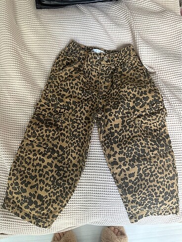 Zara sıfır kız pantolon