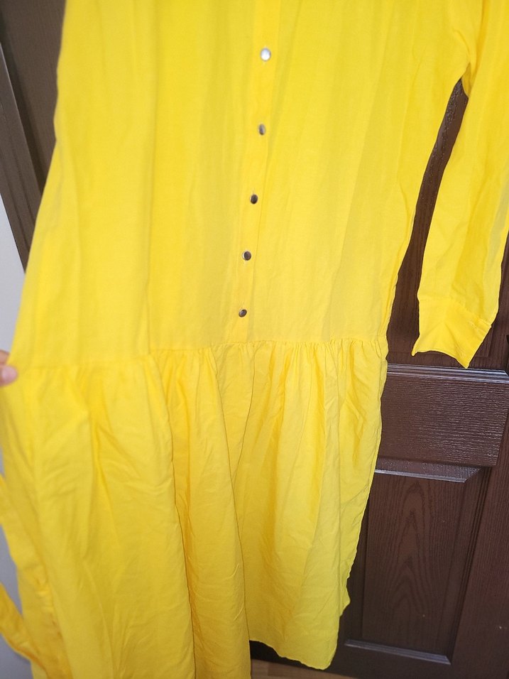 Sarı Düğmeli Uzun Kollu Salaş Elbise - Görsel 3
