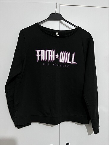 Siyah sweatshirt