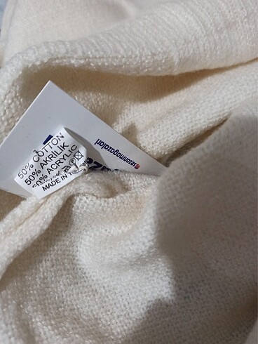 Krem rengi kazak - Görsel 3