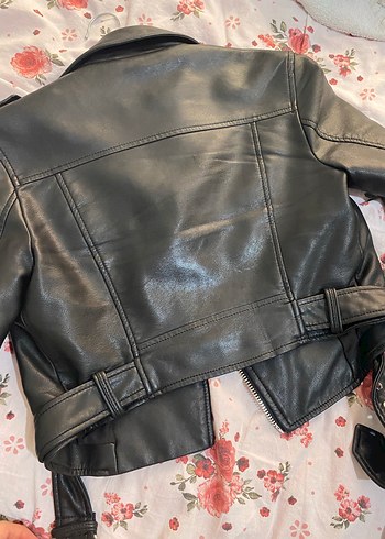 Bershka Berskha crop deri ceket