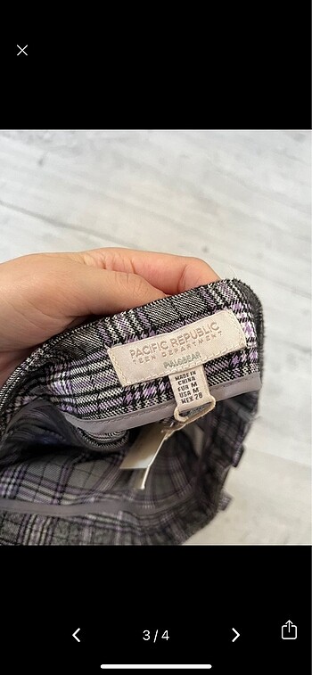 m Beden Pull and bear kısalı pileli etek