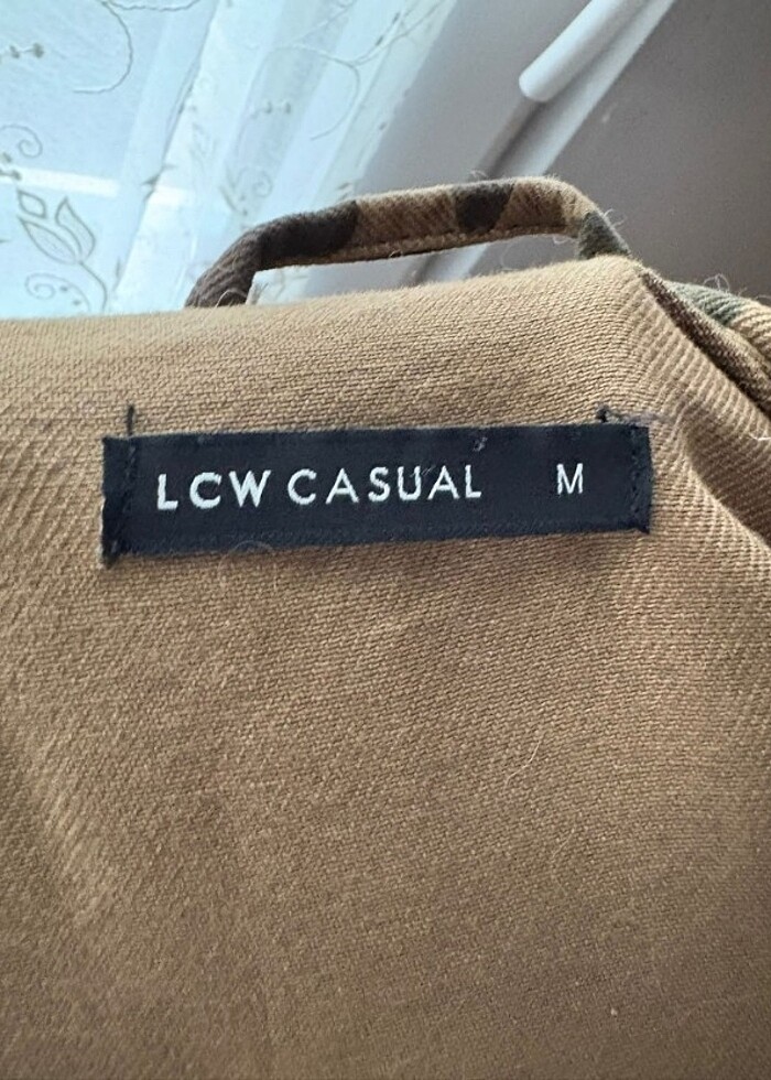 Kamuflaj desenli ceket - Görsel 2