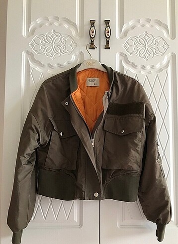 haki crop bomber ceket