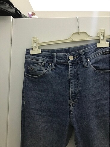 Mavi jeans dar pantolon