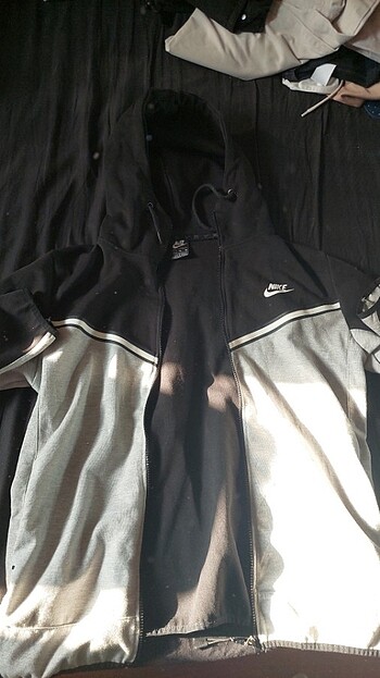 nike tech xl(L giyenlere tam olur) gri-siyah
