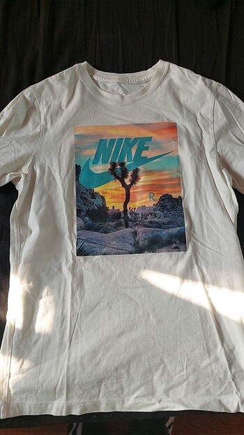 orijinal nike basklılı tshirt