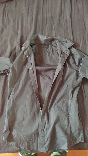 zara man basic siyah gomlek
