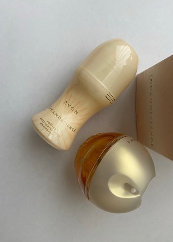 Avon Incandessence Kadın Parfüm ve Deodorant - Görsel 2