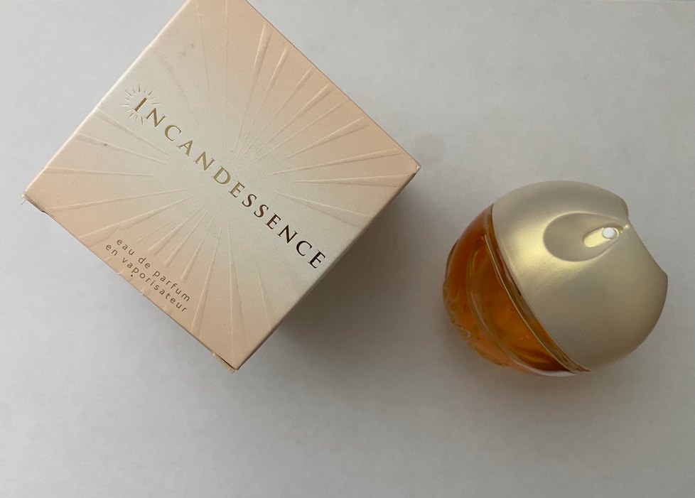 Avon Incandessence Kadın Parfüm ve Deodorant - Görsel 3