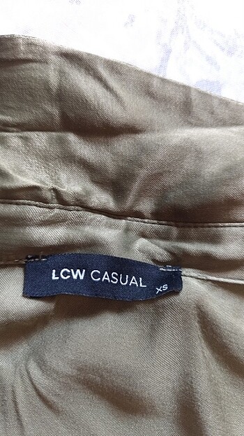 LC Waikiki Saten gömlek