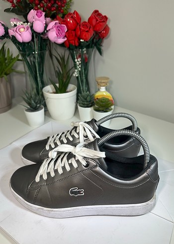 Lacoste ürünü