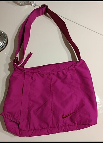 Orijinal Nike çanta 