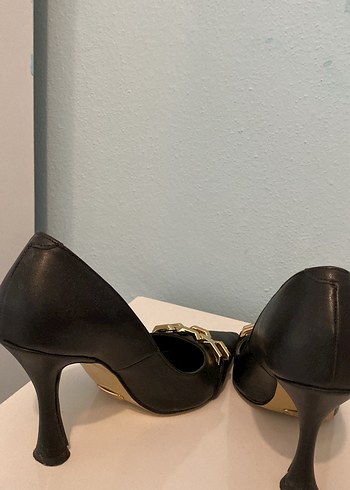 Nine West Siyah Yılan Desenli Stiletto Topuklu Ayakkabı