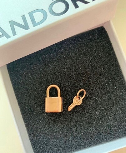 Beden altın Renk PANDORA CHARM