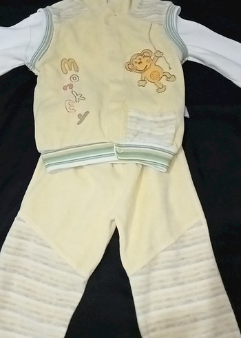 Nakışlı Beyaz Erkek Bebek Takımı - Görsel 2