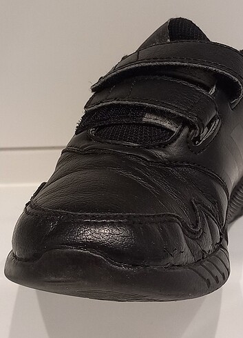 30 Beden siyah Renk adidas 30 numara cocuk spor ayakkabi