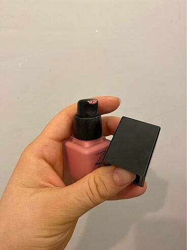  Beden Nars allık