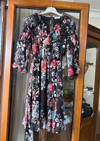 Çiçek Desenli midi  Elbise - Görsel 7