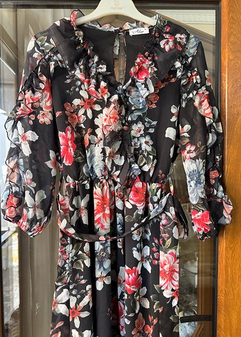 Çiçek Desenli midi  Elbise - Görsel 4