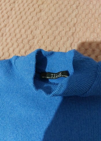 Kolsuz Boğazlı Triko - Görsel 6