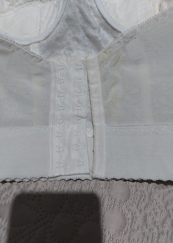 Dantel Detaylı Beyaz Straplez Büstiyer - Görsel 5