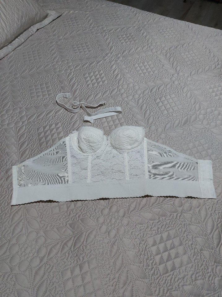 Dantel Detaylı Beyaz Straplez Büstiyer - Görsel 3