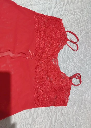 Kırmızı dantelli İnce Askılı kombinezon - Görsel 4