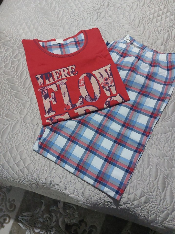 Uzun Kollu Kırmızı Baskılı Kadın Pijama Takımı - Görsel 2