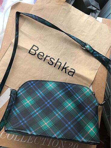 Bershka ekoseli çanta