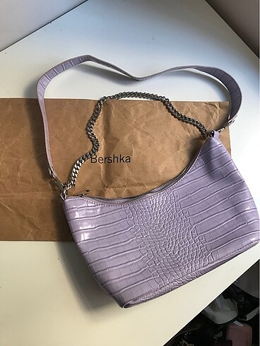 Bershka lila çanta y2k