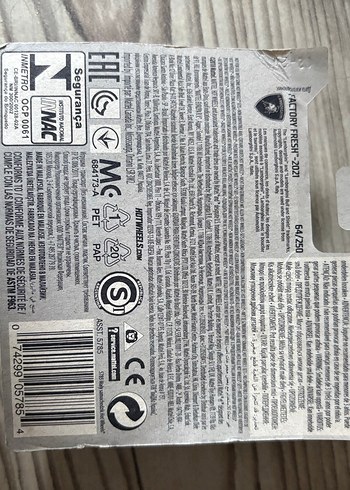 Hot Wheels 17 Lamborghini Urus - Görsel 2