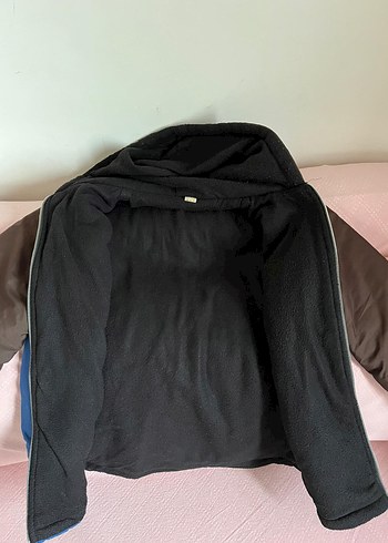 Erkek Çocuk Mavi siyah fermuarlı mont - Görsel 2