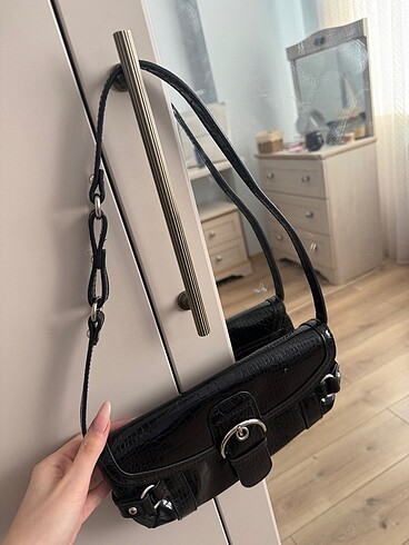 Stradivarius çanta