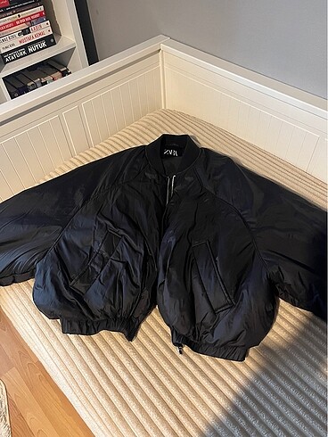 zara ünlü bomber