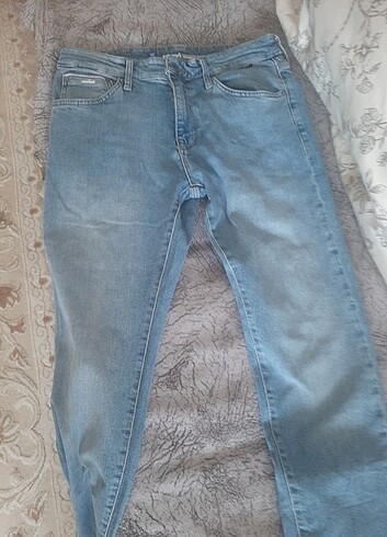 Mavi Jeans