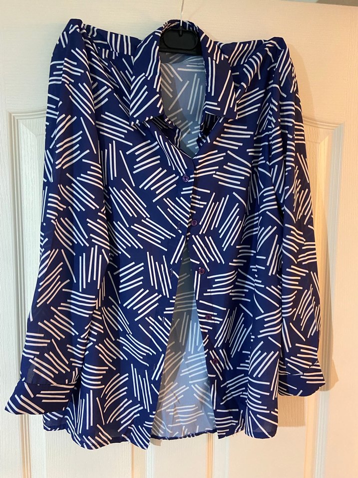 Düğmeli Lacivert Kadın Gömlek - Görsel 2