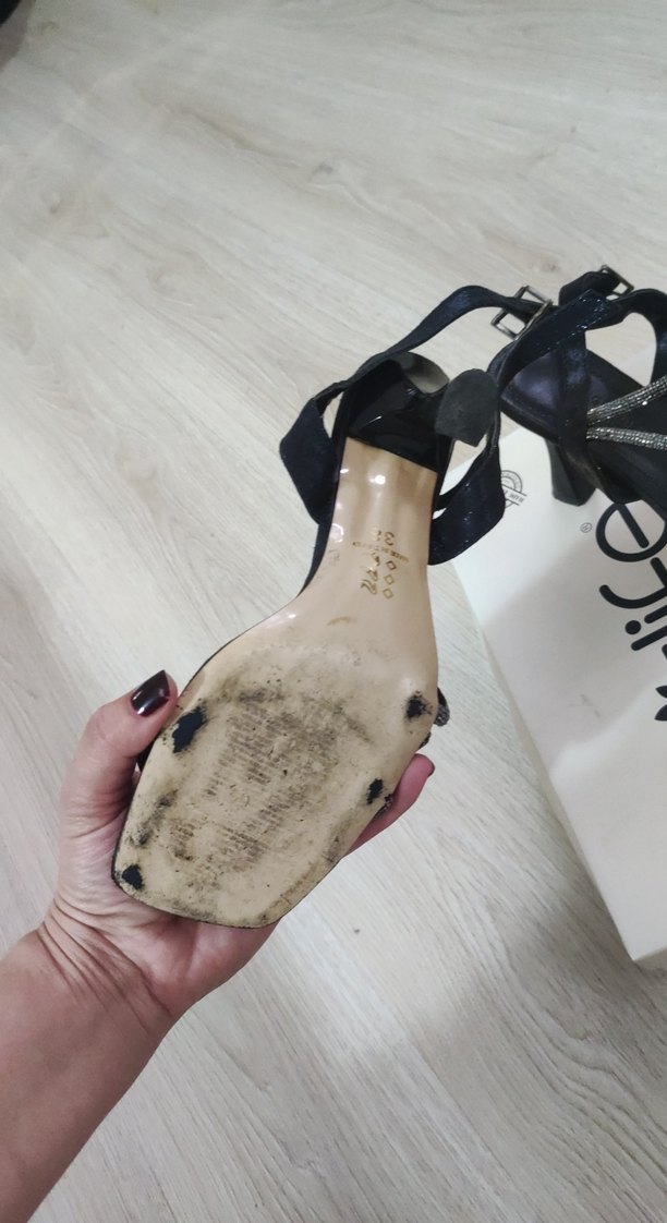 Siyah Yılan Desenli Stiletto Topuklu Sandalet - Görsel 3