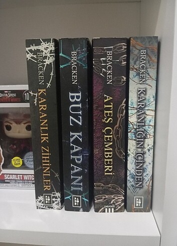 Karanlık Zihinler 4 kitap