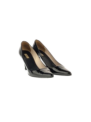 Prada Prada Stiletto %70 İndirimli.