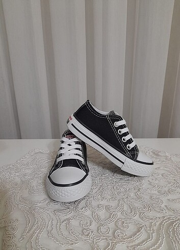 27 Beden ÇOCUK CONVERSE SPOR AYAKKABI