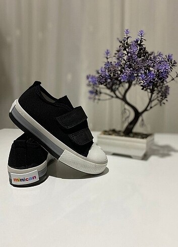 28 Beden CONVERSE ÇOCUK SPOR AYAKKABI 