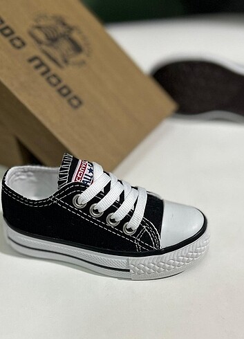 30 Beden BEBEK / ÇOCUK CONVERSE SPOR AYAKKABI