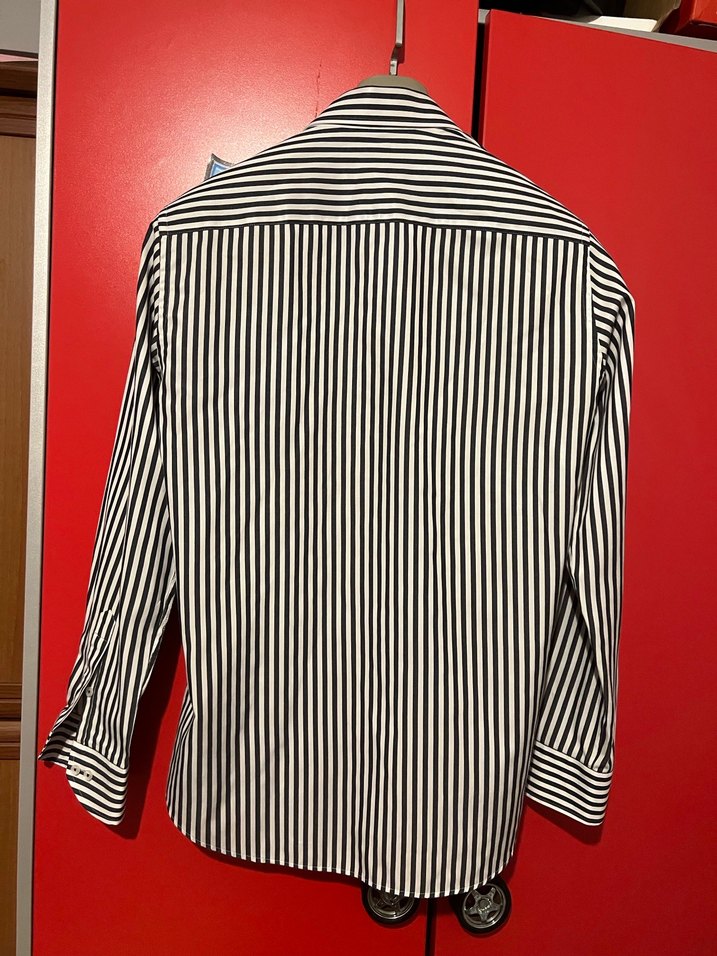 Siyah Beyaz Çizgili Uzun Kollu Kadın Gömlek - Görsel 3